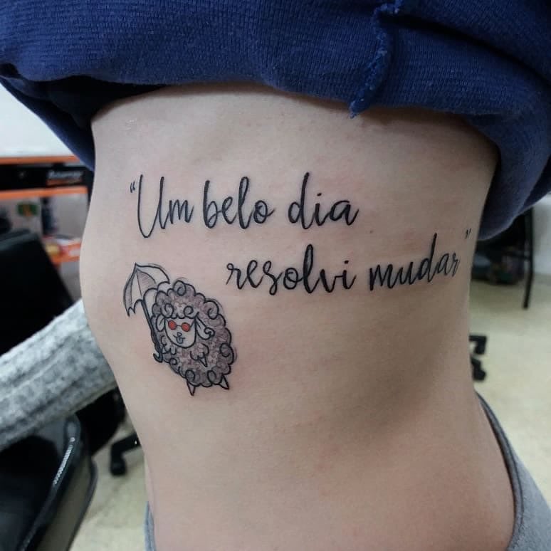 Tattoo Frase mão Além do que se - Alexsander Tatuador